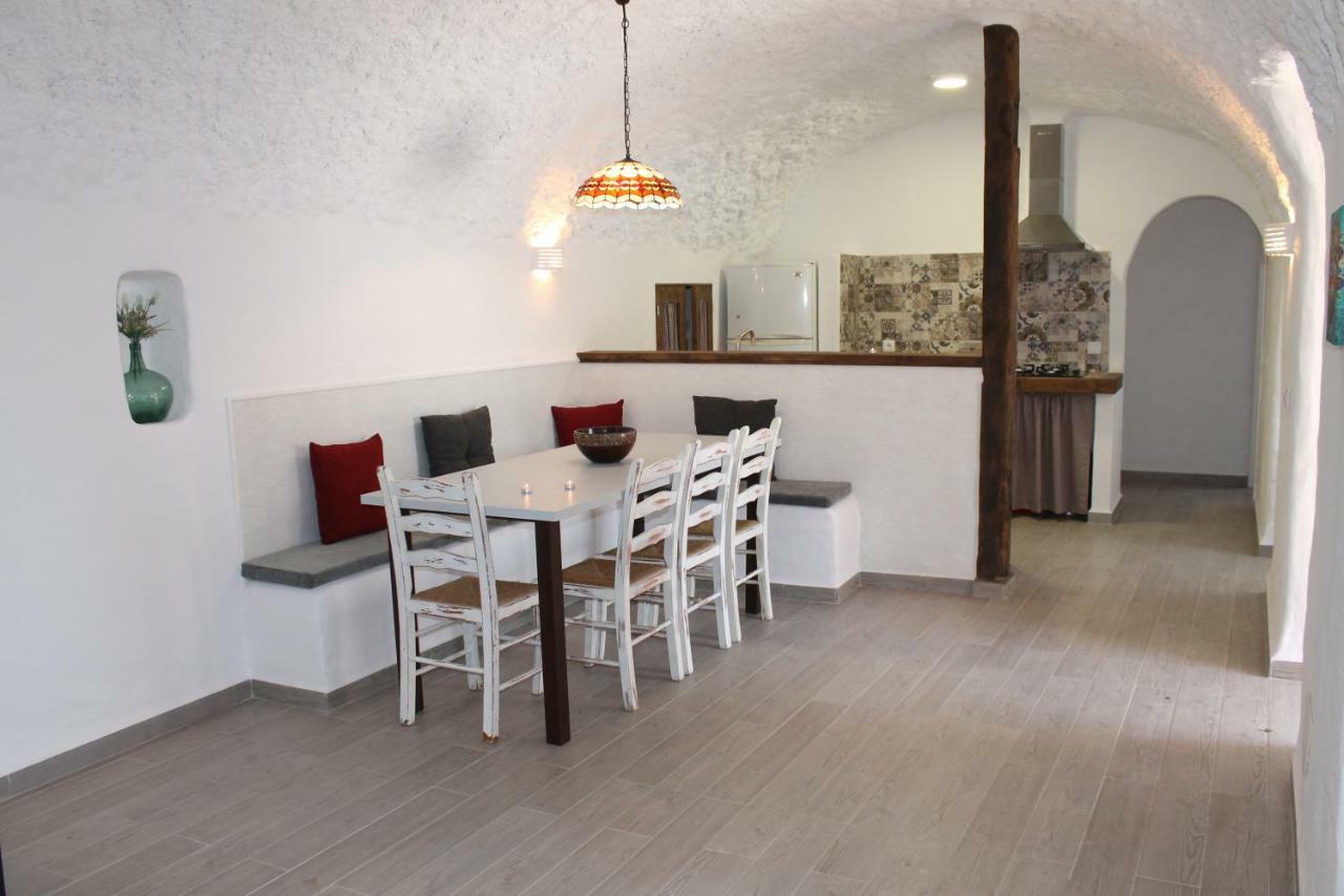 Cuevas Adonia Villa Freila Kültér fotó